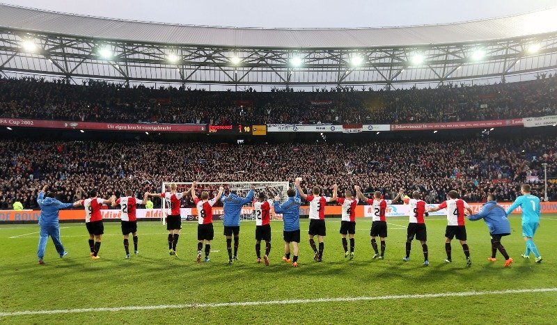 Feyenoord prepare to kick for home